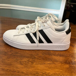 Men's Grand Court 2.0 Sneaker white black size 9.5